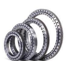 Pogonski- bočni reduktor za rovokopač