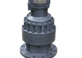 Reduktor za okret kupole